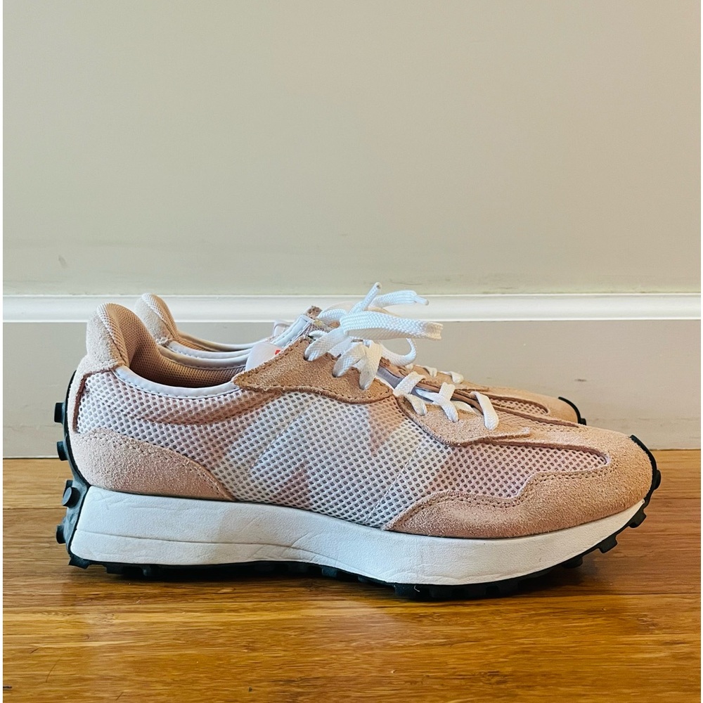 New Balance 327